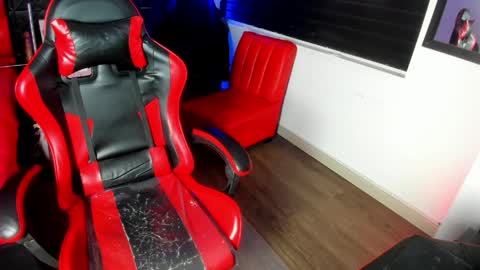 Amy Hoy69 online show from 04/18/26, 02:59