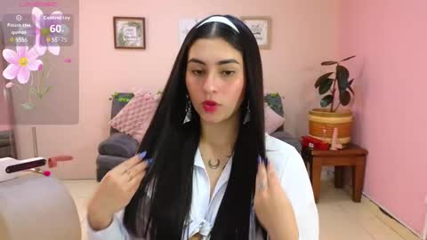 Snapshot of amy_lovelydoll chatting on 10/22/25, 08:30 Amy online show from 10/22/25, 08:30