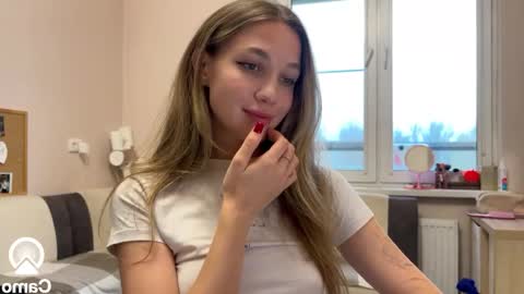 Snapshot of amy_meoww chatting on 11/11/25, 12:05 amy_meoww online show from 11/11/25, 12:05