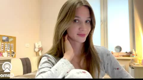 Snapshot of amy_meoww chatting on 04/27/26, 05:11 amy_meoww online show from 04/27/26, 05:11