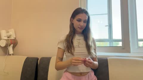 Snapshot of amy_meoww chatting on 05/23/26, 05:17 amy_meoww online show from 05/23/26, 05:17