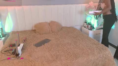 Amy online show from 01/05/26, 08:12