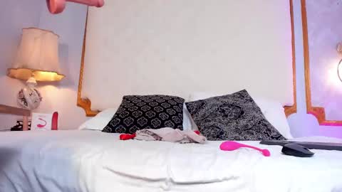 Little Slut Nicolee online show from 03/01/25, 01:11