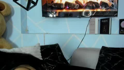 Snapshot of amy_noa chatting on 04/21/26, 01:07 Emy Noa online show from 04/21/26, 01:07
