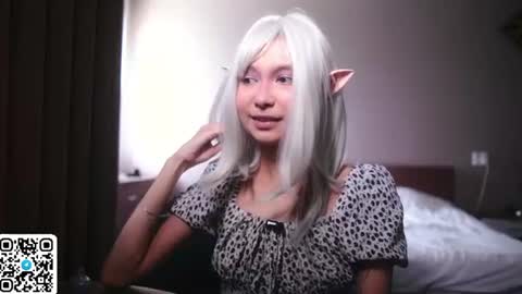 Snapshot of amy_peachy chatting on 07/05/26, 03:23 Amy online show from 07/05/26, 03:23