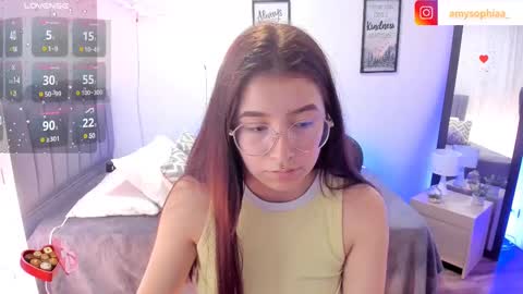 Amy sophia 3 online show from 03/10/25, 04:46