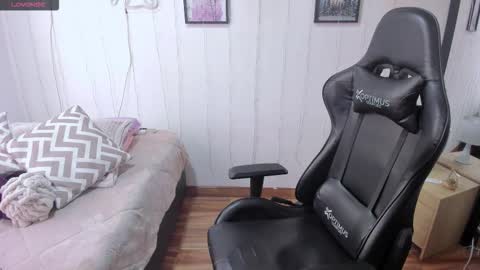 Amy sophia 3 online show from 01/14/26, 12:22