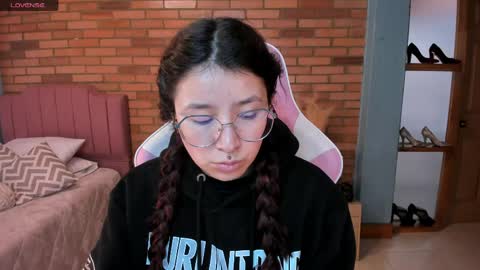Amy sophia 3 online show from 05/04/26, 11:28