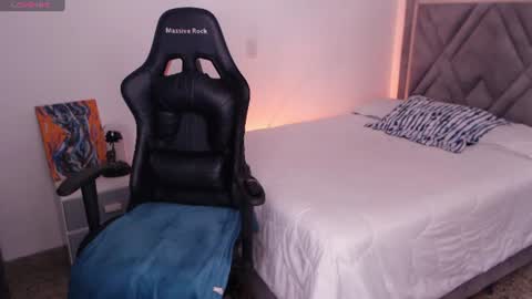 Mia Cristancho online show from 07/14/26, 04:45
