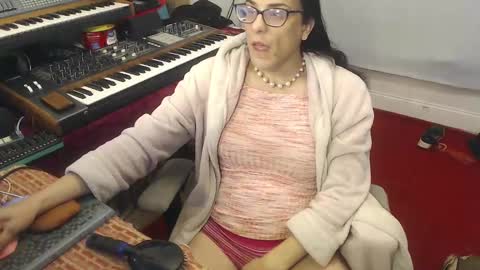 Trashely Gimpson online show from 09/12/25, 09:09