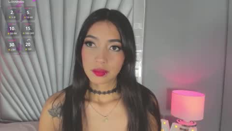 Snapshot of amyblackwood chatting on 11/20/25, 04:12 Amy online show from 11/20/25, 04:12