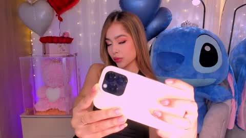 Snapshot of amydavis_ chatting on 10/05/25, 12:20 Amy online show from 10/05/25, 12:20