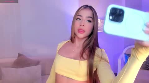 Snapshot of amydavis_ chatting on 12/04/25, 07:22 Amy online show from 12/04/25, 07:22