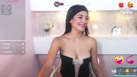 Snapshot of amyjohnsonn chatting on 12/13/24, 06:27 amyjohnsonn online show from 12/13/24, 06:27