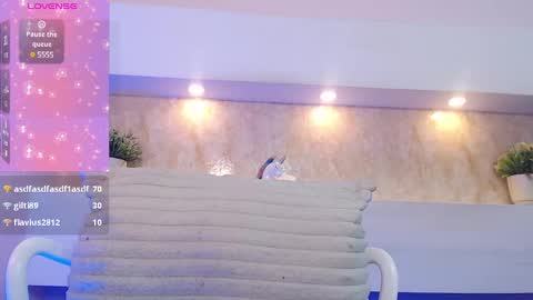 Snapshot of amyjohnsonn chatting on 02/18/25, 06:26 amyjohnsonn online show from 02/18/25, 06:26