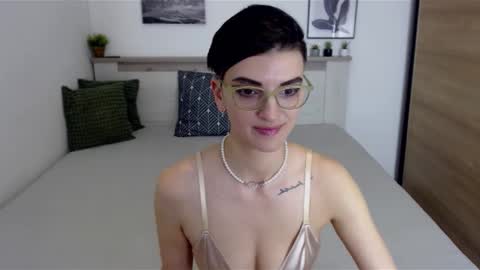Snapshot of amylexy chatting on 12/07/24, 11:07 Hi there guys My pleasure in your hands pvt is open online show from 12/07/24, 11:07