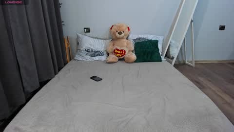 amymilson online show from 02/27/25, 03:59