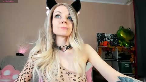 Amy Rose online show from 10/14/25, 08:31
