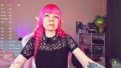 Snapshot of amyrose69 chatting on 12/04/25, 07:44 Amy Rose online show from 12/04/25, 07:44