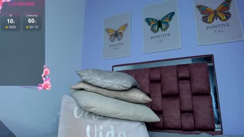 Amy online show from 02/01/25, 01:44