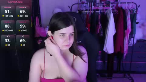 Snapshot of amyvibes chatting on 06/23/26, 06:39 amyvibes online show from 06/23/26, 06:39