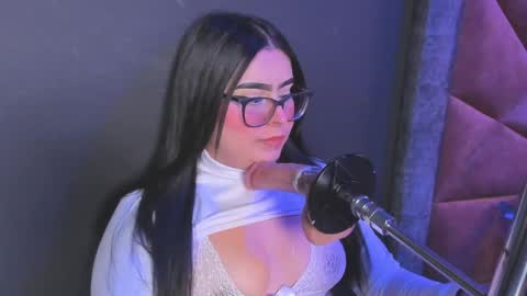 amywhitte_ online show from 04/25/26, 04:04