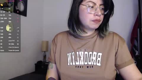 Amy online show from 01/04/25, 04:12