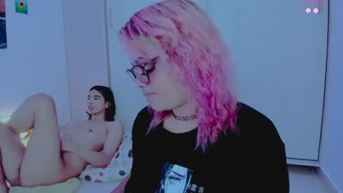 Snapshot of amyy_rouse chatting on 07/14/26, 10:21 Collinns online show from 07/14/26, 10:21