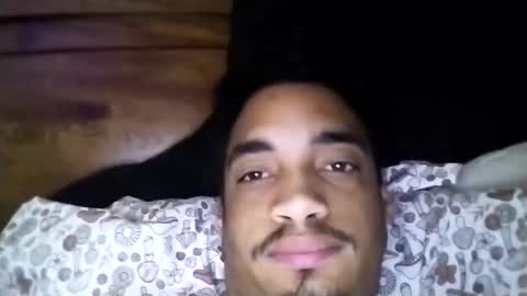 Snapshot of an377432 chatting on 03/05/25, 01:28 an377432 online show from 03/05/25, 01:28