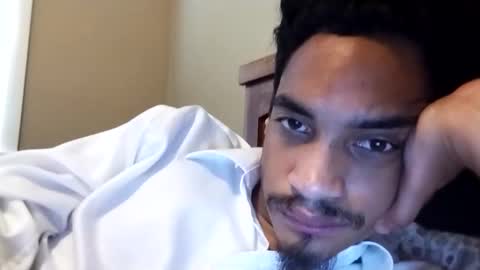 Snapshot of an377432 chatting on 10/09/25, 07:45 an377432 online show from 10/09/25, 07:45