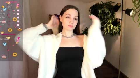 Angie online show from 01/03/25, 02:10