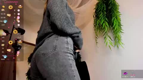 Angie online show from 01/11/25, 02:52