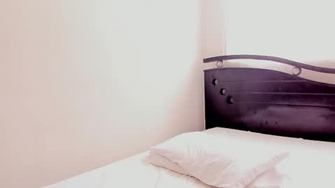 Ana  IG an castillo 1 online show from 12/19/24, 02:57