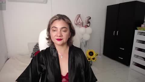Snapshot of ana_hotmilf chatting on 01/26/25, 04:09  Ana  online show from 01/26/25, 04:09