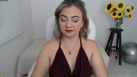 Snapshot of ana_hotmilf chatting on 09/11/25, 11:05  Ana  online show from 09/11/25, 11:05