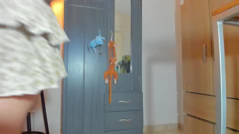 Snapshot of ana_jhonts chatting on 12/14/25, 11:15 ana_jhonts online show from 12/14/25, 11:15