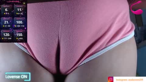 Snapshot of ana_loveee chatting on 09/18/25, 10:17 Ana lopez - Cameltoe girl online show from 09/18/25, 10:17