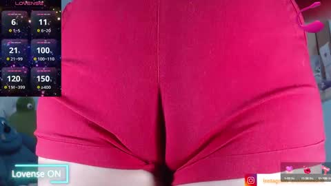 Snapshot of ana_loveee chatting on 09/25/25, 06:00 Ana lopez - Cameltoe girl online show from 09/25/25, 06:00