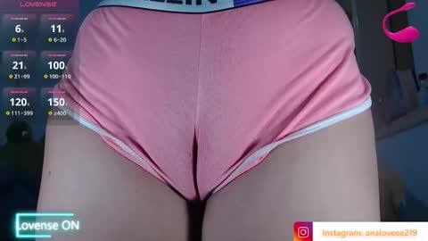 Snapshot of ana_loveee chatting on 10/17/25, 11:40 Ana lopez - Cameltoe girl online show from 10/17/25, 11:40