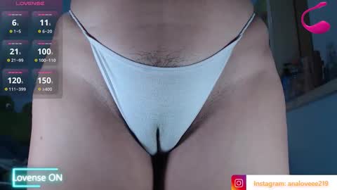 Snapshot of ana_loveee chatting on 10/22/25, 10:04 Ana lopez - Cameltoe girl online show from 10/22/25, 10:04