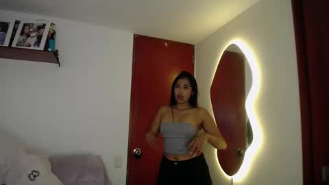 Ana online show from 11/01/25, 02:35