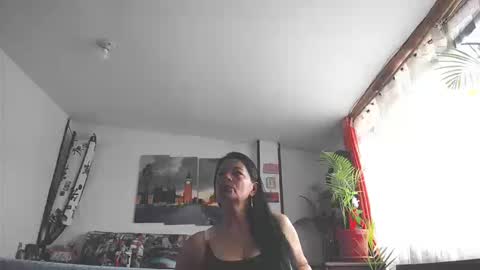 Ana online show from 09/23/25, 04:21