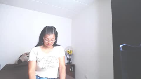 Ana online show from 10/02/25, 02:02