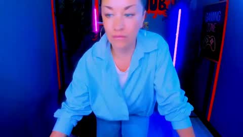 Snapshot of ana_mills chatting on 07/02/26, 10:10 Ana online show from 07/02/26, 10:10