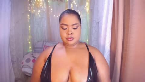 Snapshot of ana_off_alana chatting on 02/28/25, 11:34 Ana online show from 02/28/25, 11:34