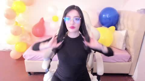 Im anna but you can call me as you want online show from 05/21/26, 10:39