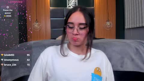 Snapshot of ana_taylor2 chatting on 01/23/25, 12:25 Ana online show from 01/23/25, 12:25