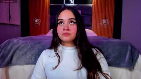 Snapshot of ana_taylor2 chatting on 09/09/25, 09:36 Ana online show from 09/09/25, 09:36