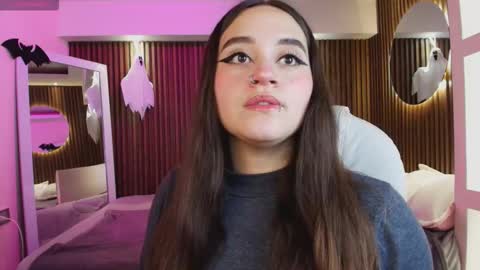 Snapshot of ana_taylor2 chatting on 10/03/25, 08:06 Ana online show from 10/03/25, 08:06