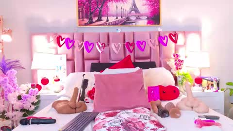 anaa_bellaa online show from 02/13/26, 12:56